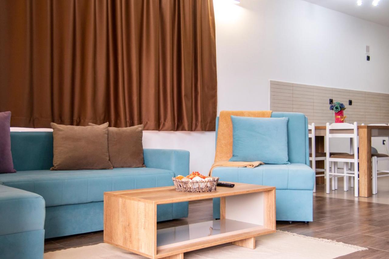 Hotel Lajka Luxury Ulcinj Bagian luar foto