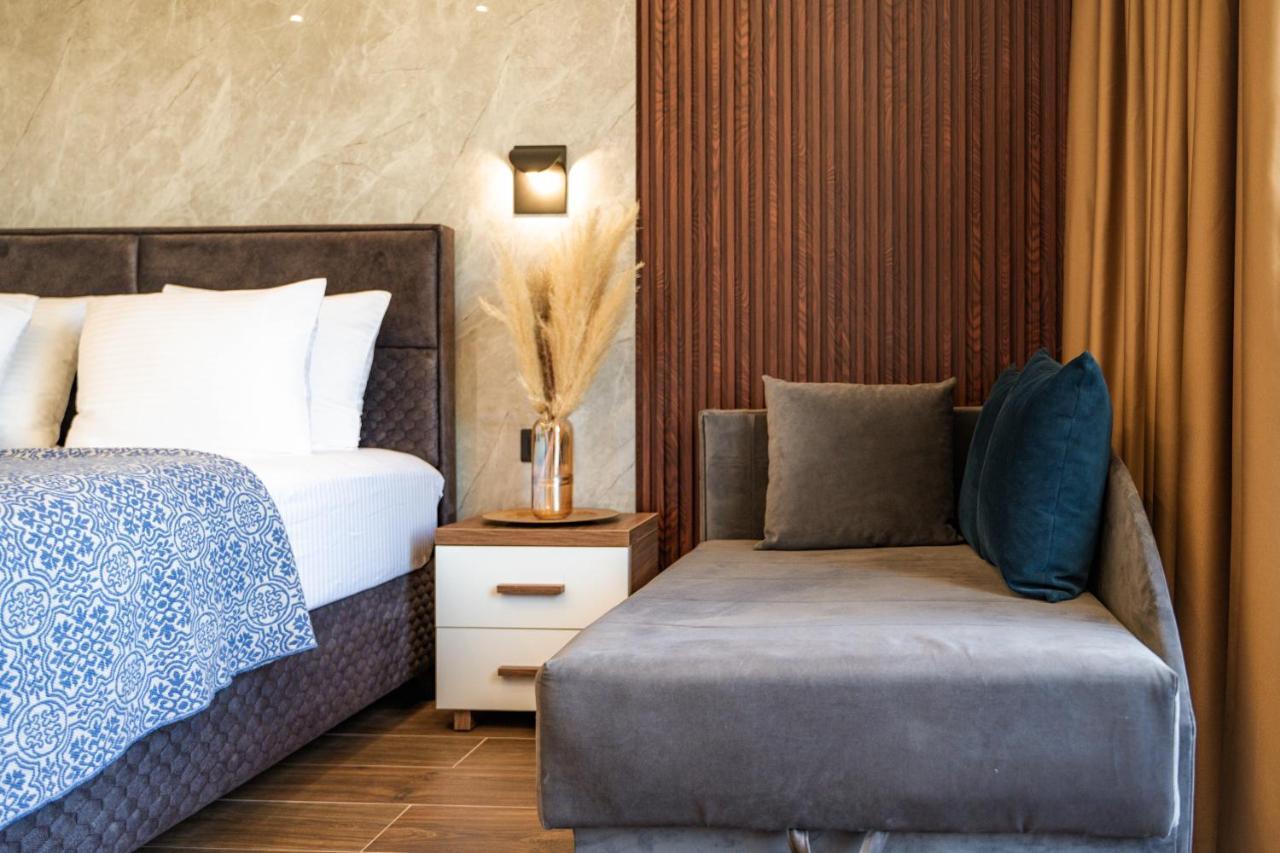 Hotel Lajka Luxury Ulcinj Bagian luar foto