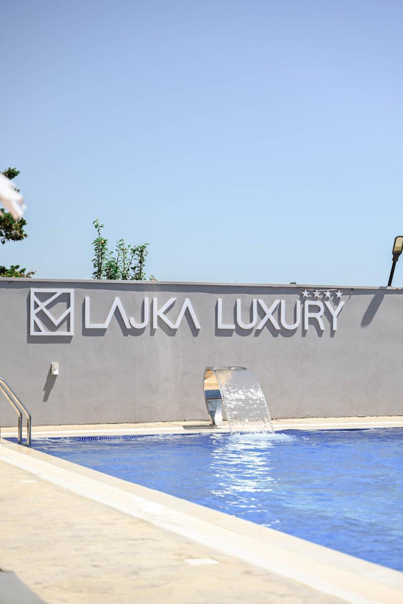 Hotel Lajka Luxury Ulcinj Bagian luar foto