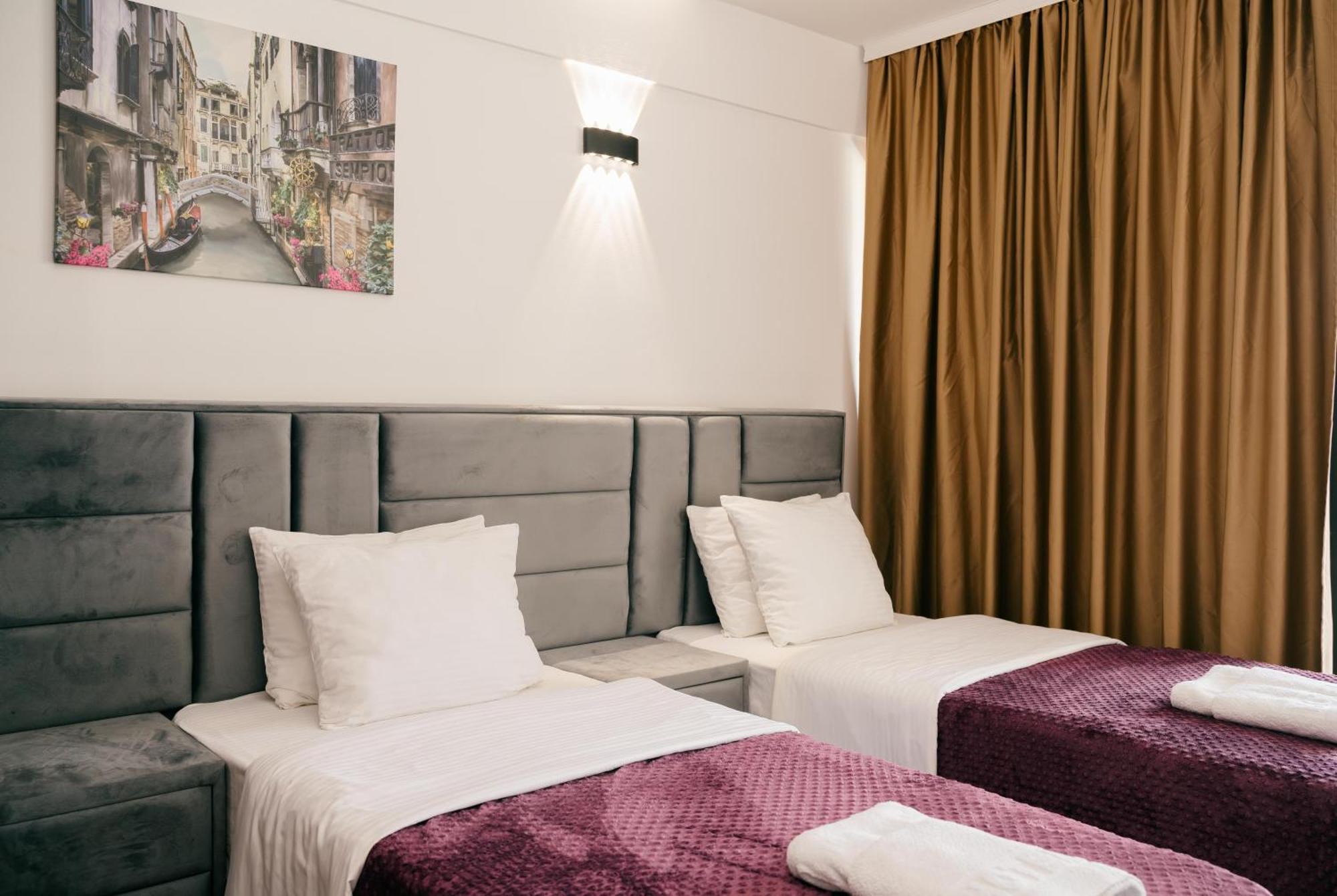 Hotel Lajka Luxury Ulcinj Bagian luar foto