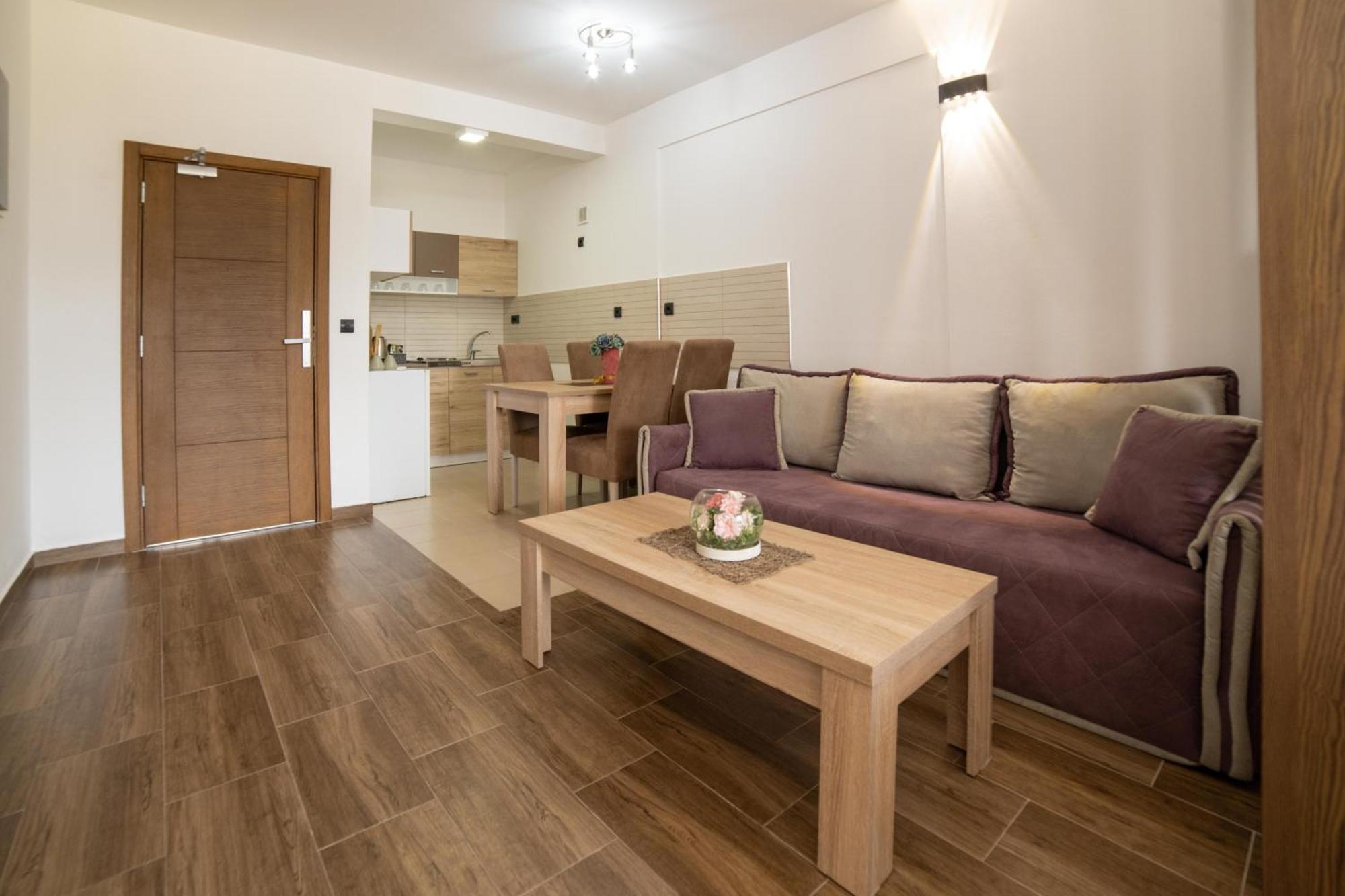 Hotel Lajka Luxury Ulcinj Bagian luar foto