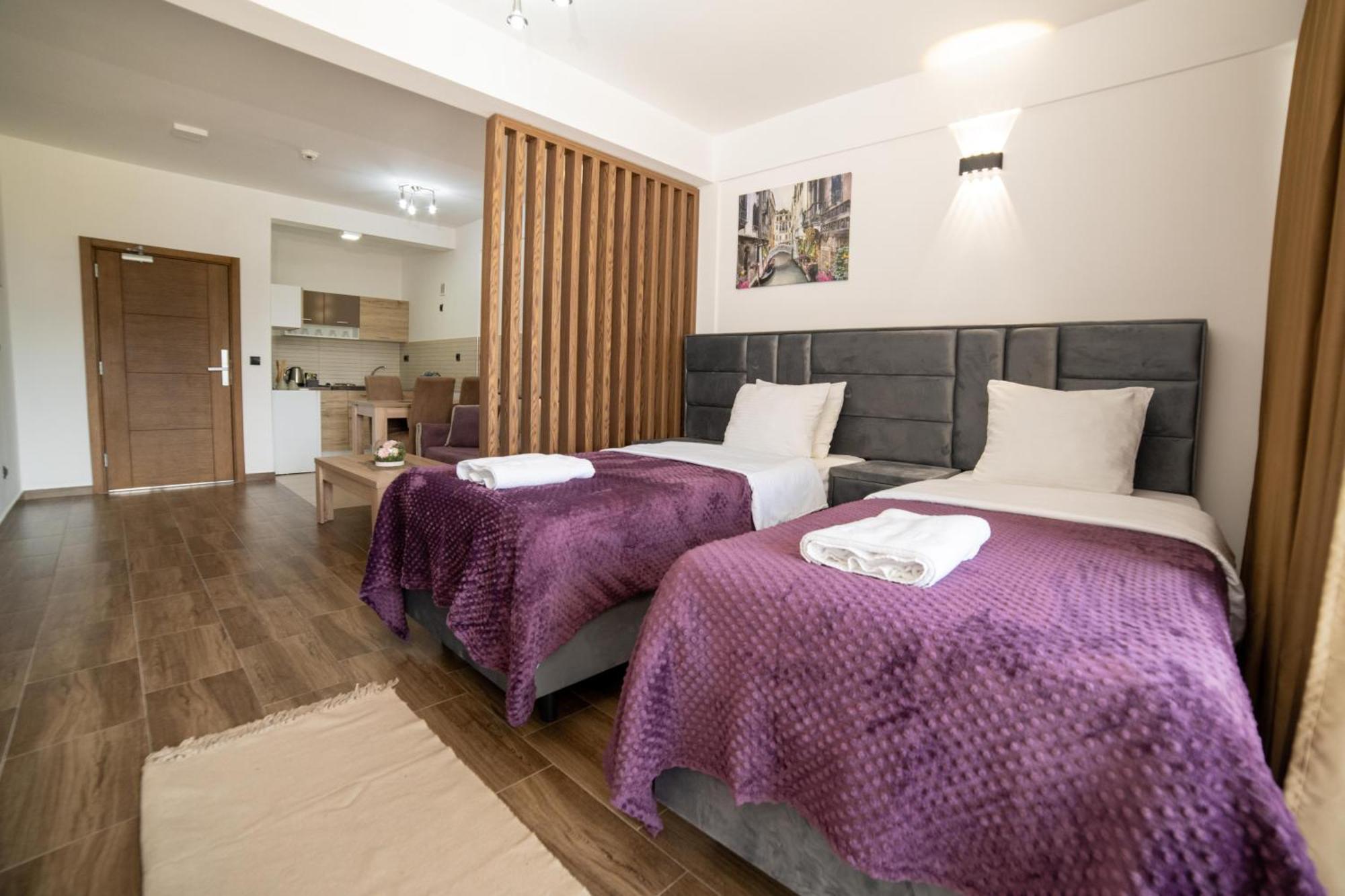 Hotel Lajka Luxury Ulcinj Bagian luar foto
